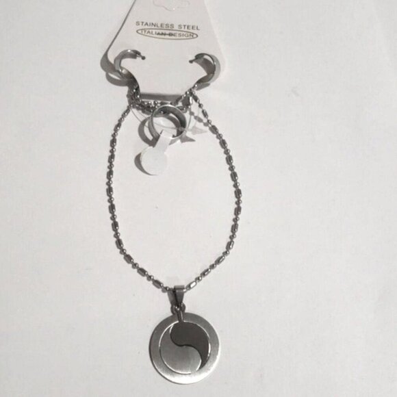Unisex Stainless Steel Yin-Yang Pendant Necklace, Earrings & Size 7 Ring Set - Picture 3 of 8